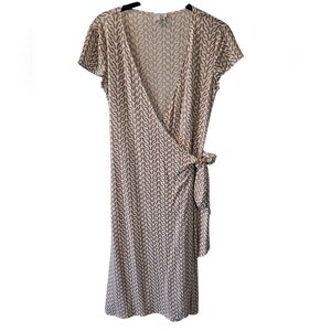 Cream/Beige & White Patterned Wrap Dress
